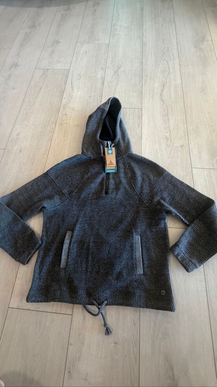 Prana Hartlie Wool Blend Pullover Hoodie in Gray and Charcoal Size S